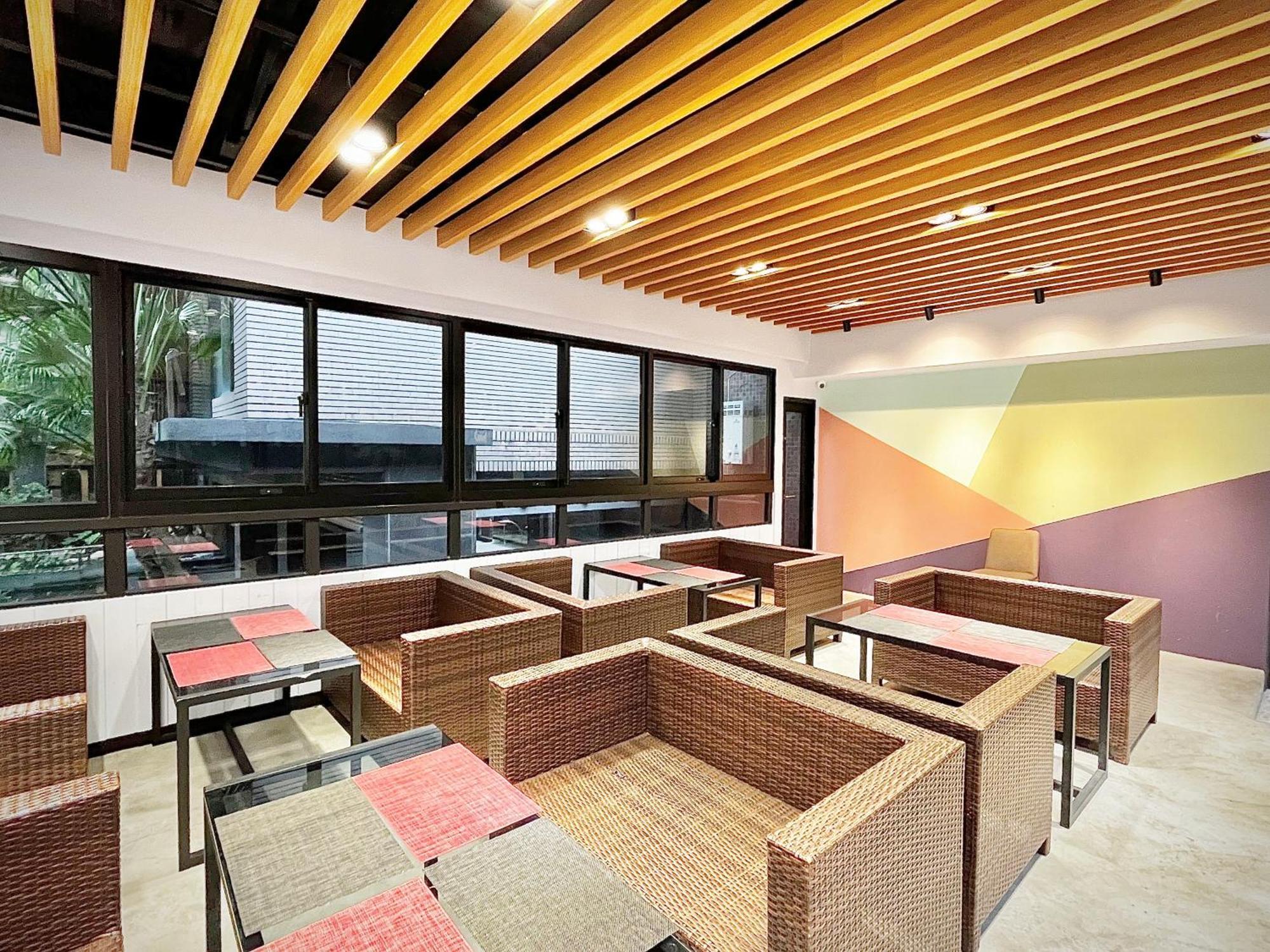 โรงแรมเวสตี้ เจียวซี ภายนอก รูปภาพ